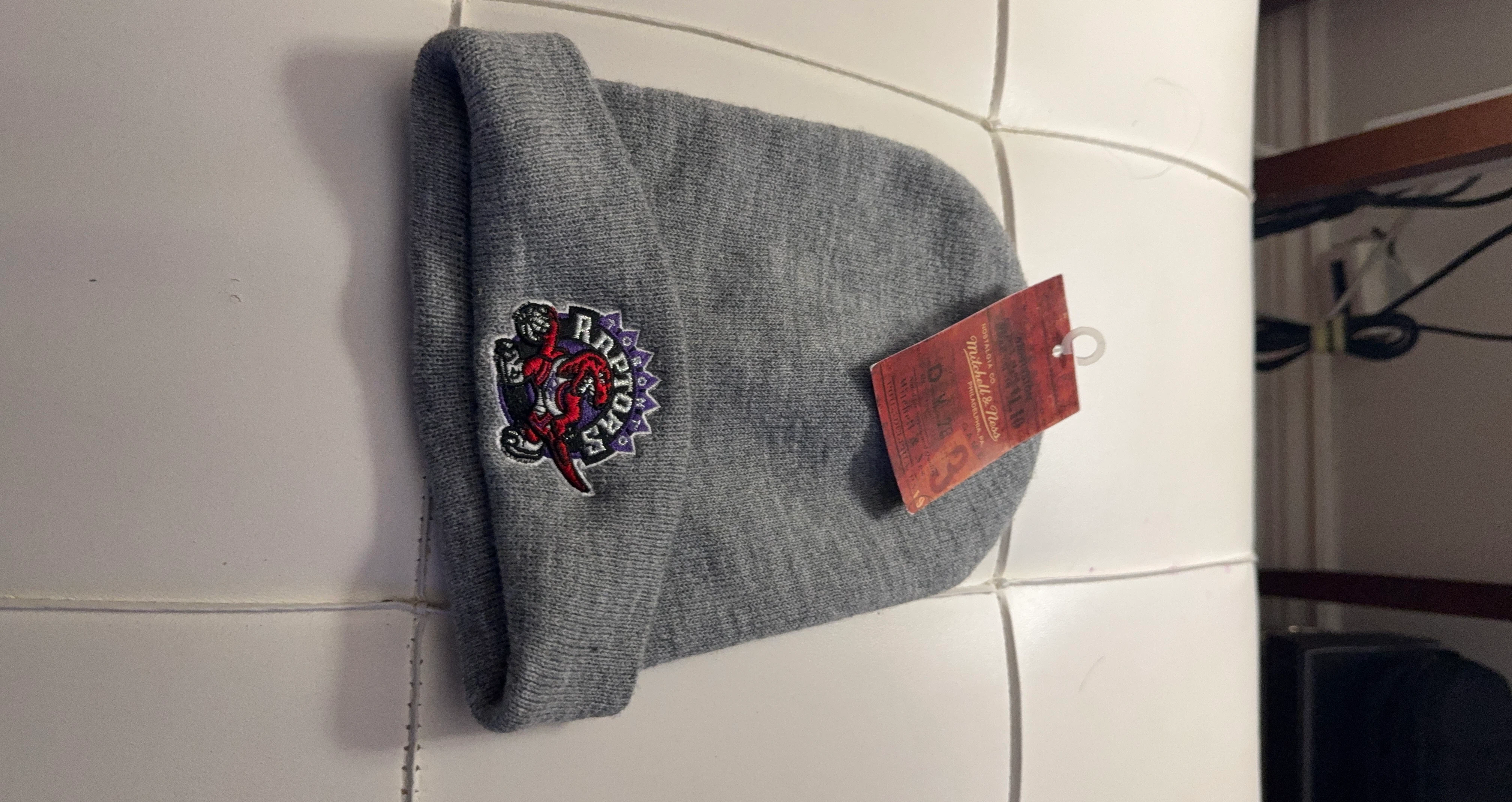 Mitchell & Ness Toronto Raptors Beanie