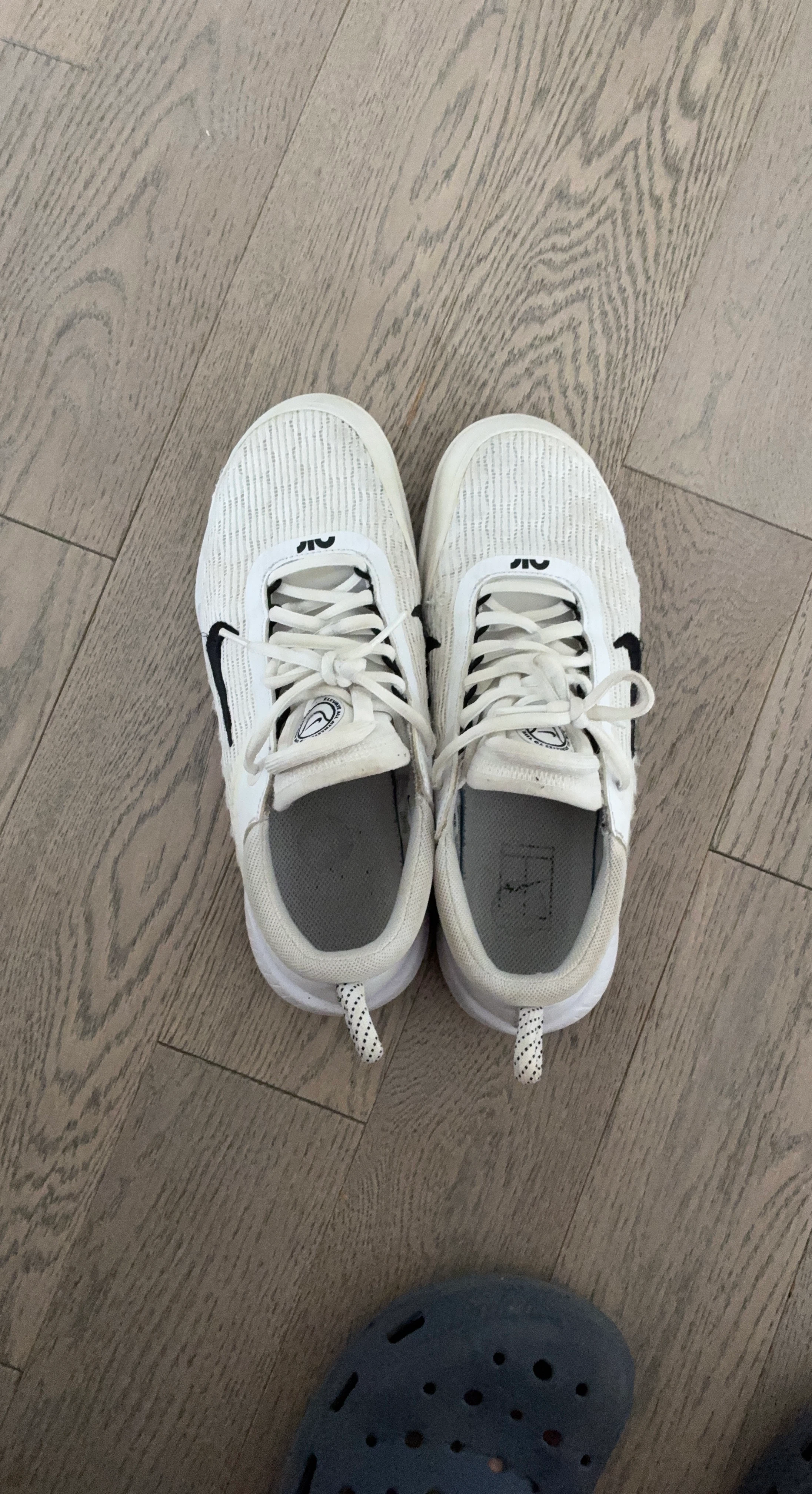 Nike tennis Shoes