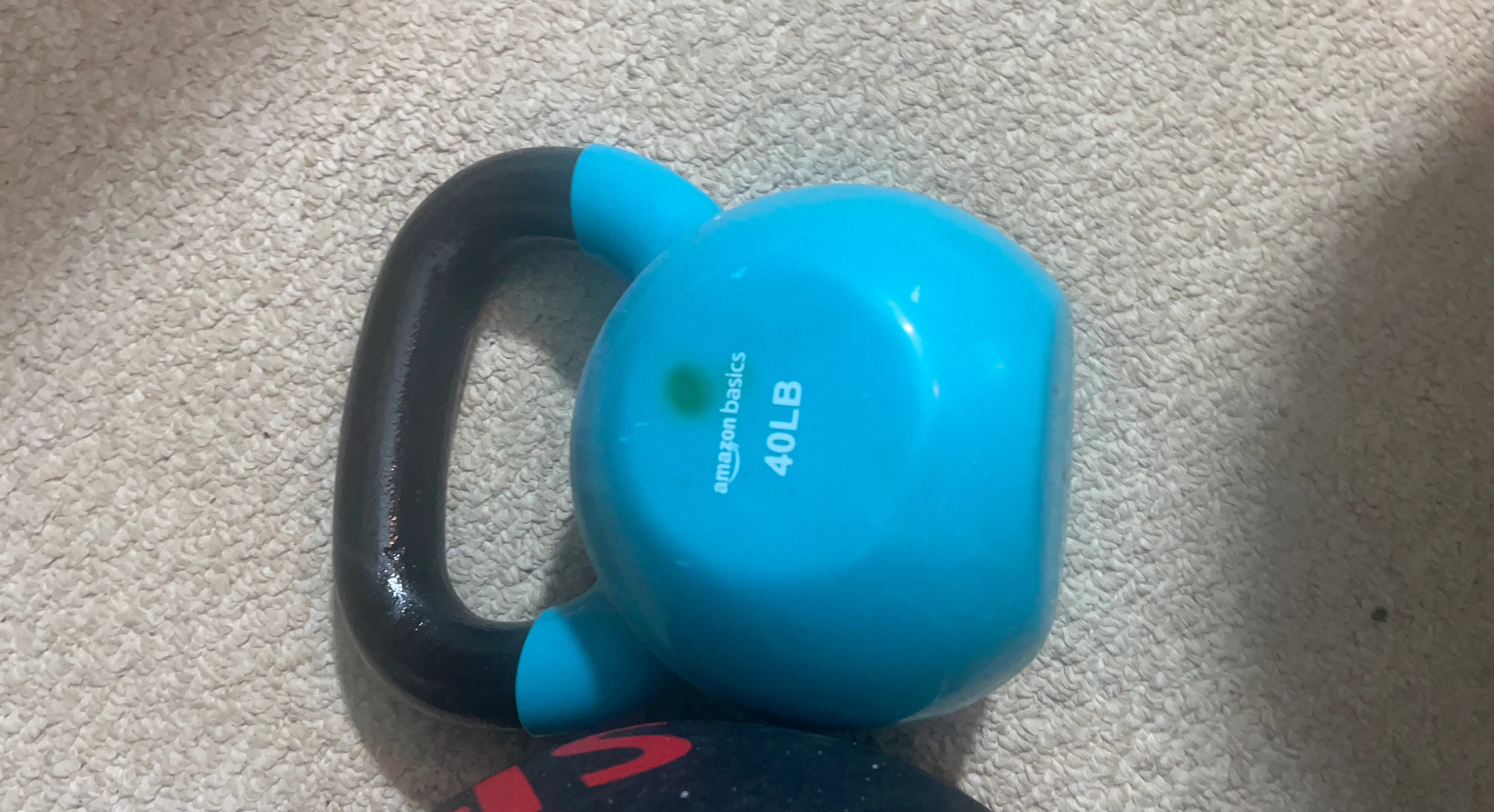 Amazon Basics 40LB Kettlebell