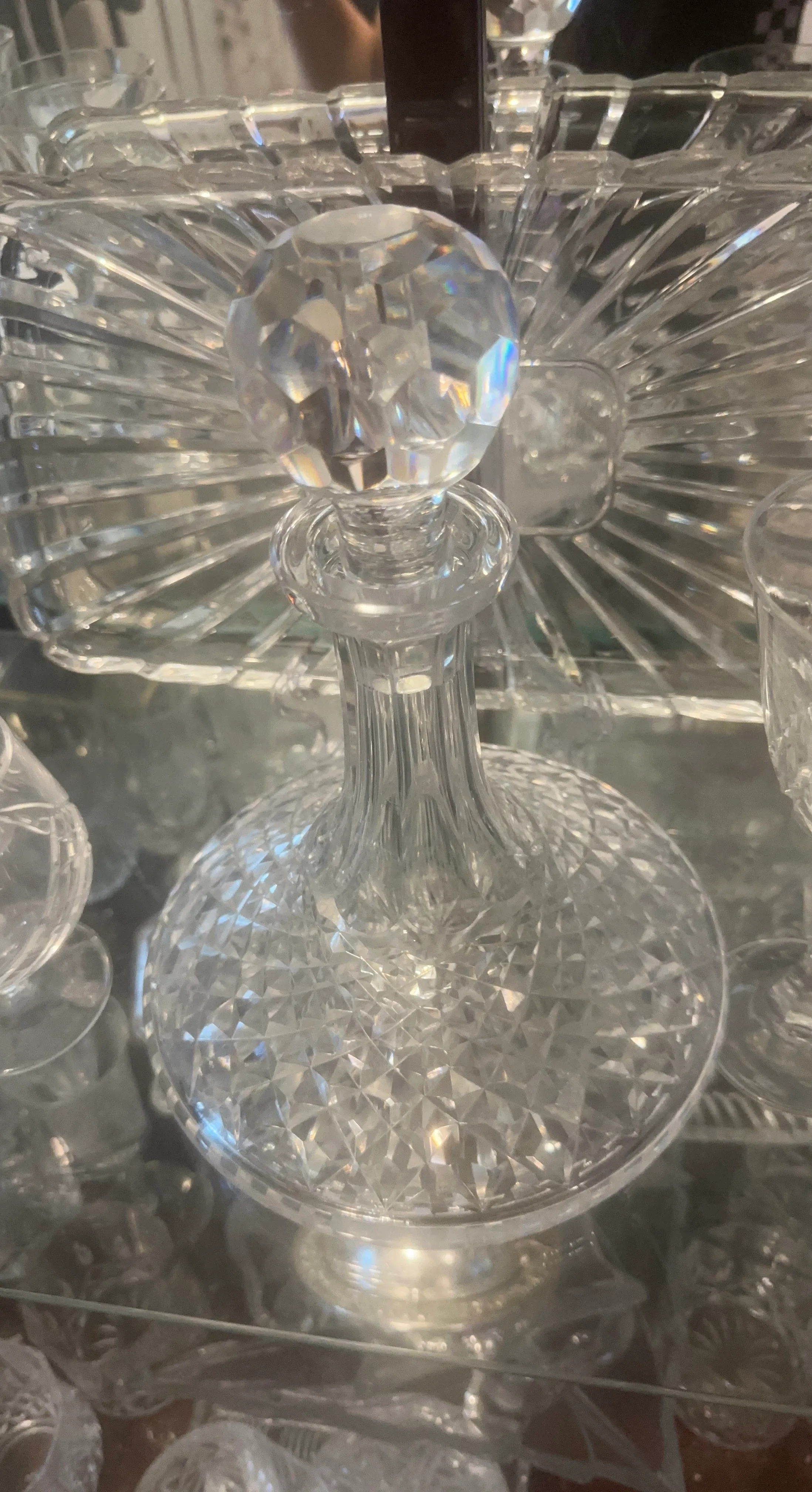 Crystal Glass Decanter with Stopper