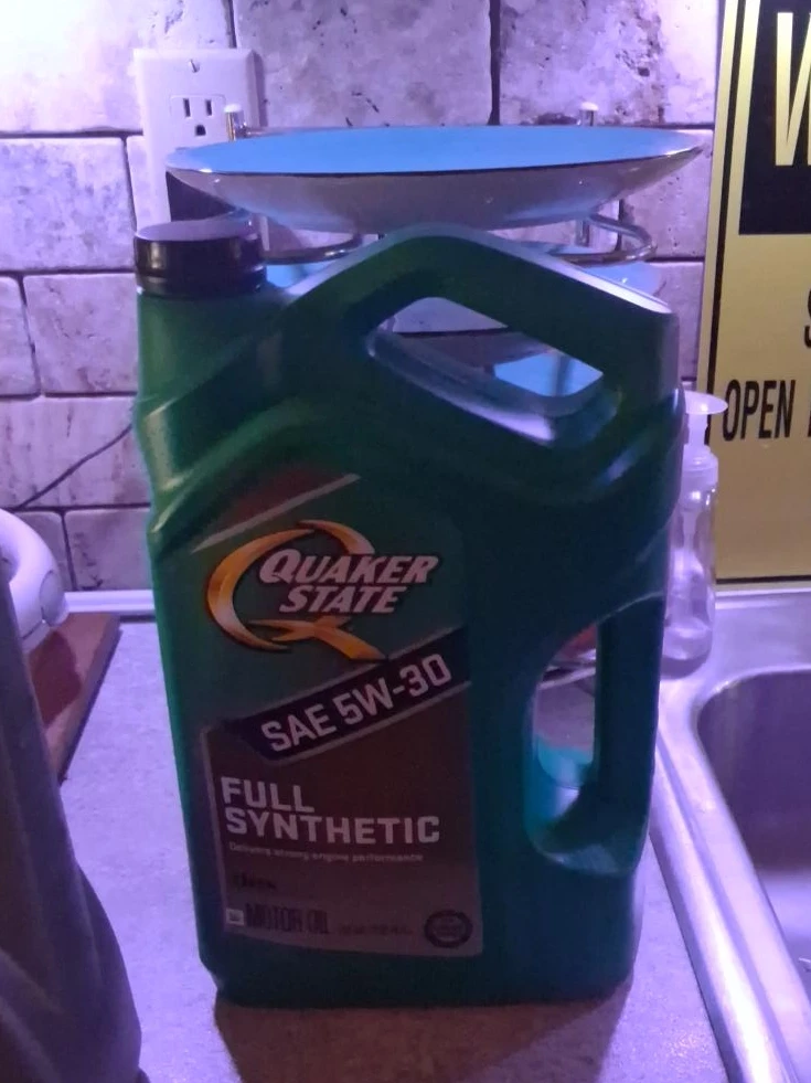 Quaker State SAE 5W-30 Full Synthetic Motor Oil