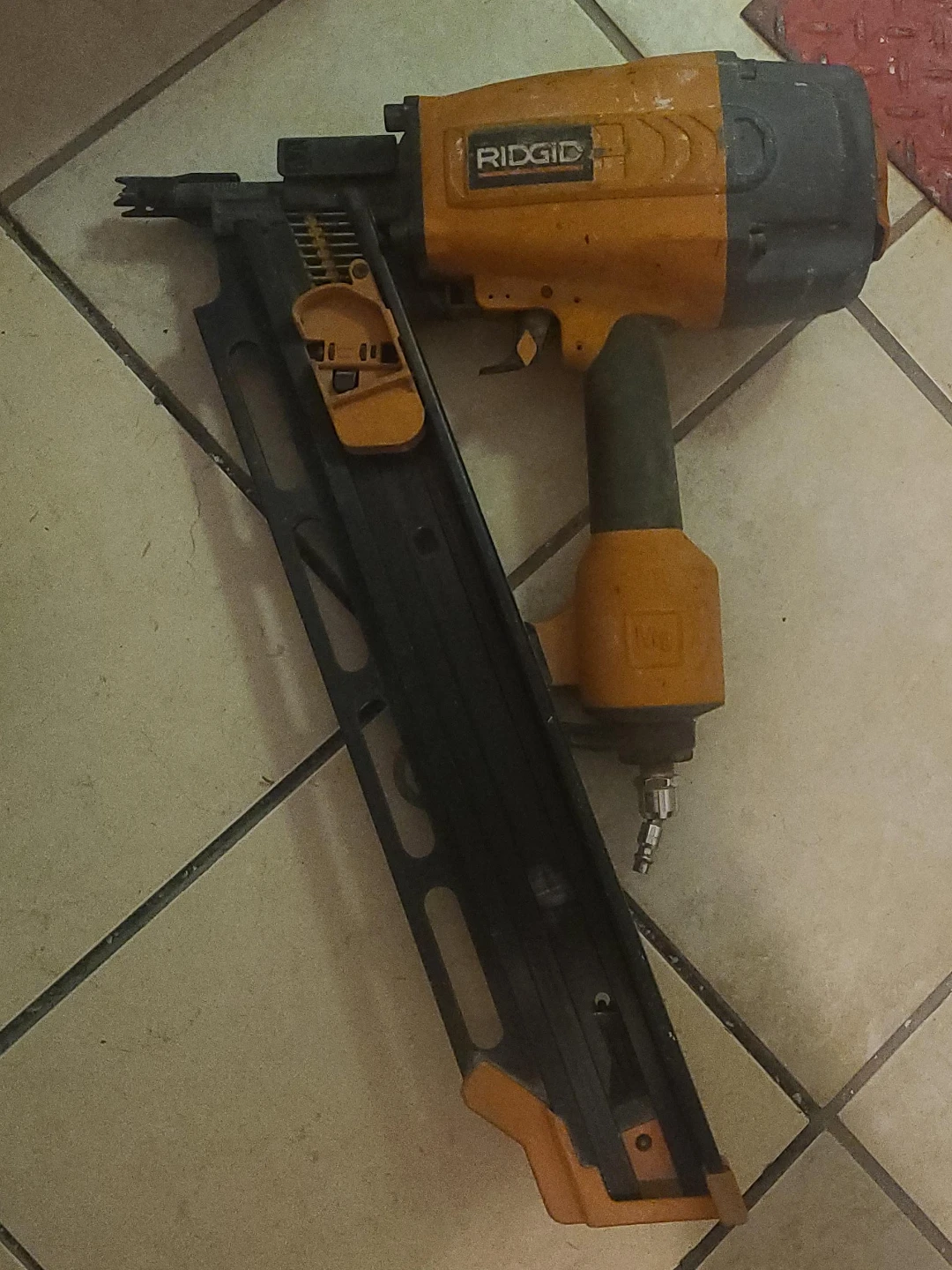 RIDGID Pneumatic Framing Nailer