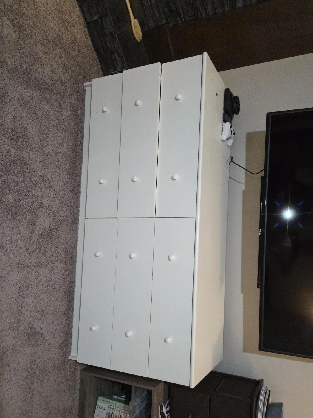 White 6-Drawer Dresser