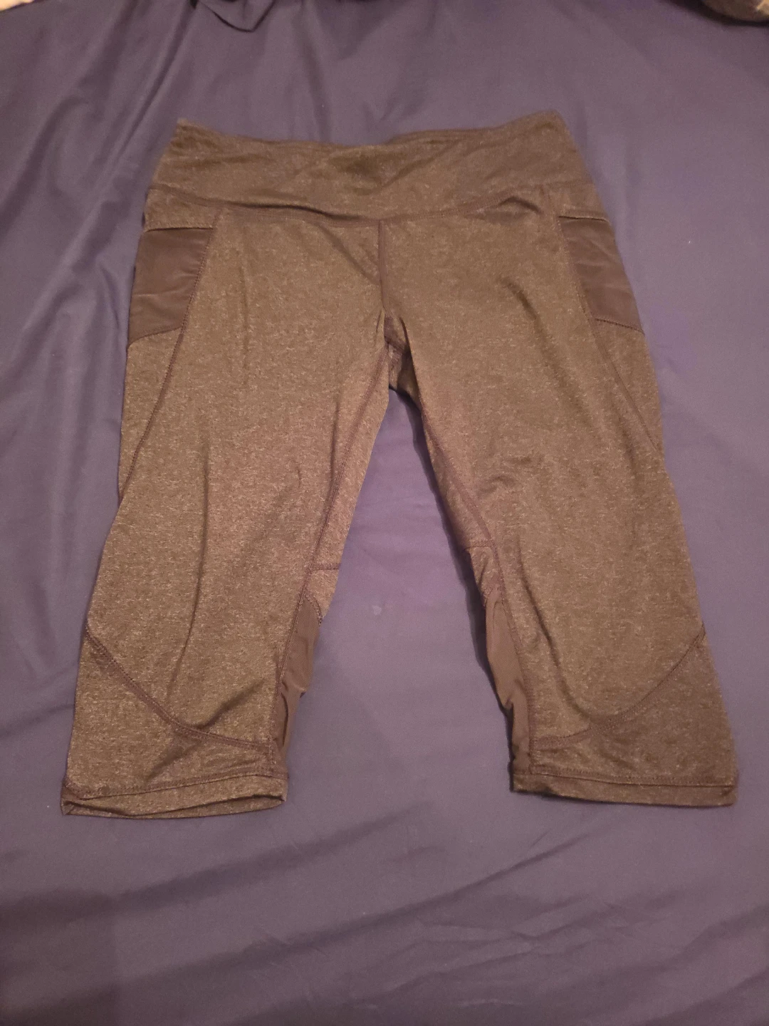 Marika Capris Size M/M