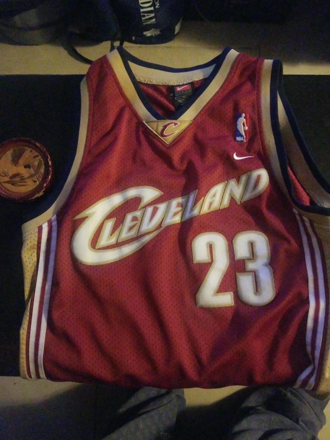 Nike Cleveland Cavaliers LeBron James #23 Jersey