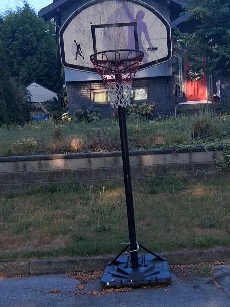 Home set up semi-pro basketball hoop