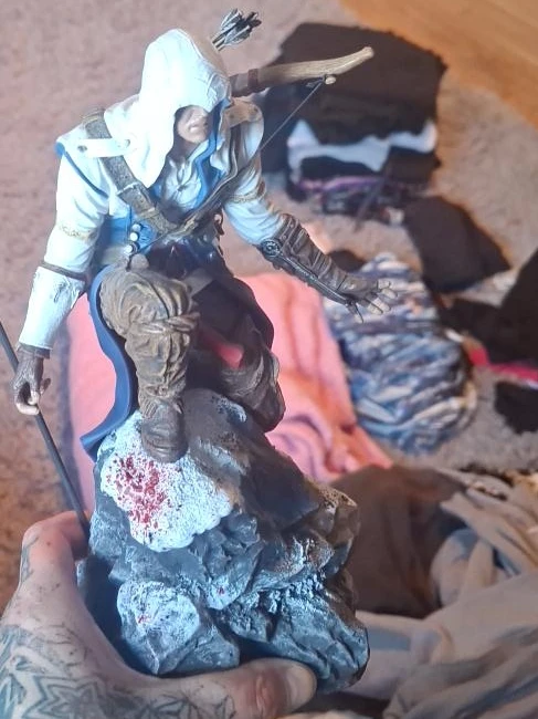 Assassin's Creed III Connor Figurine