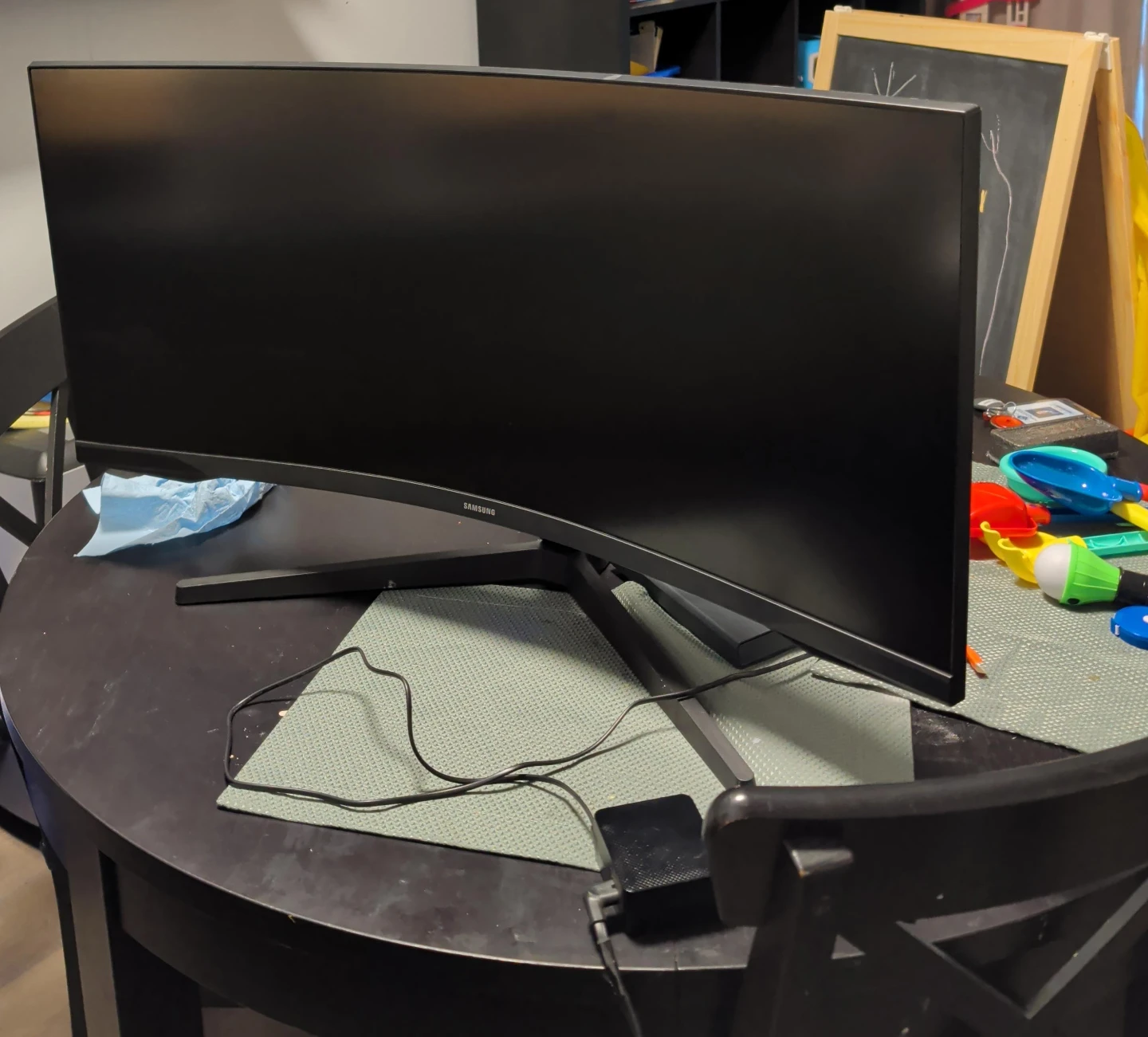 Samsung Odyssey G5 34" Curved Ultrawide Gaming Monitor