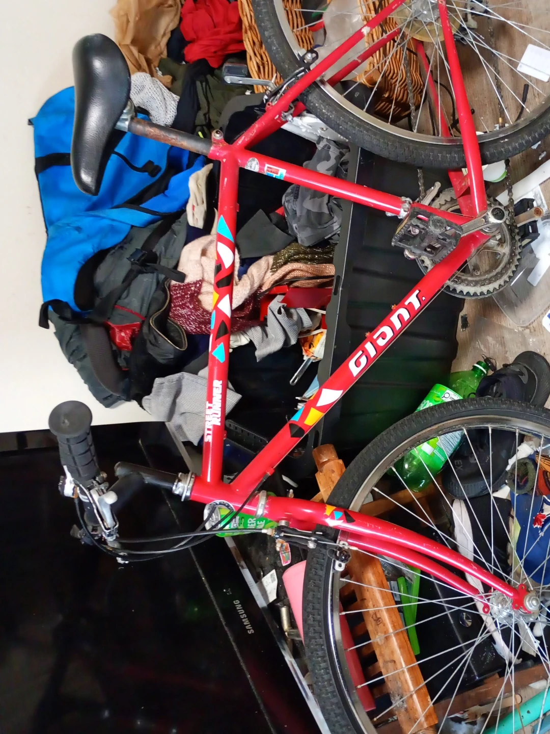 Red Giant Street Runner Bicycle