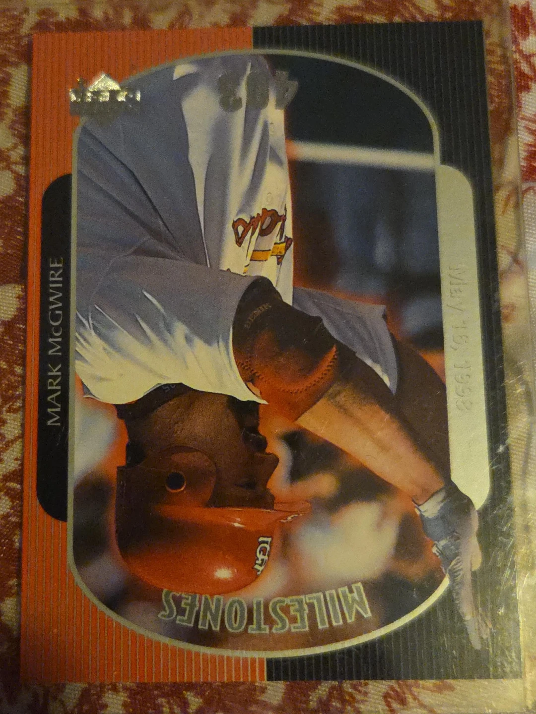 1998 Upper Deck Mark McGwire Baseball Card