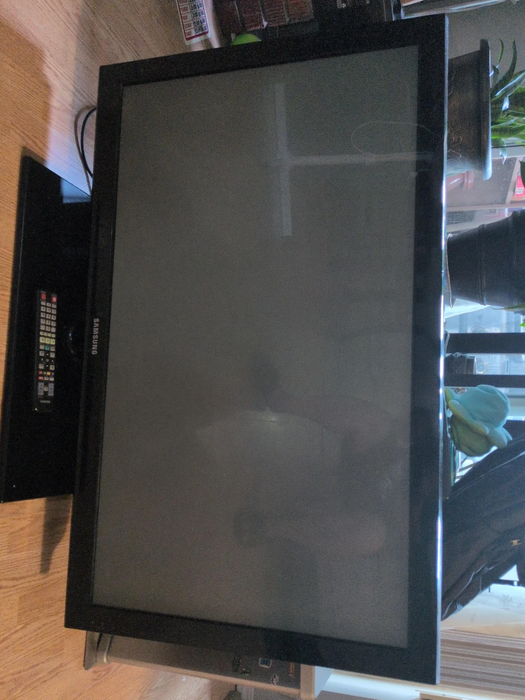 Samsung Flat Screen TV