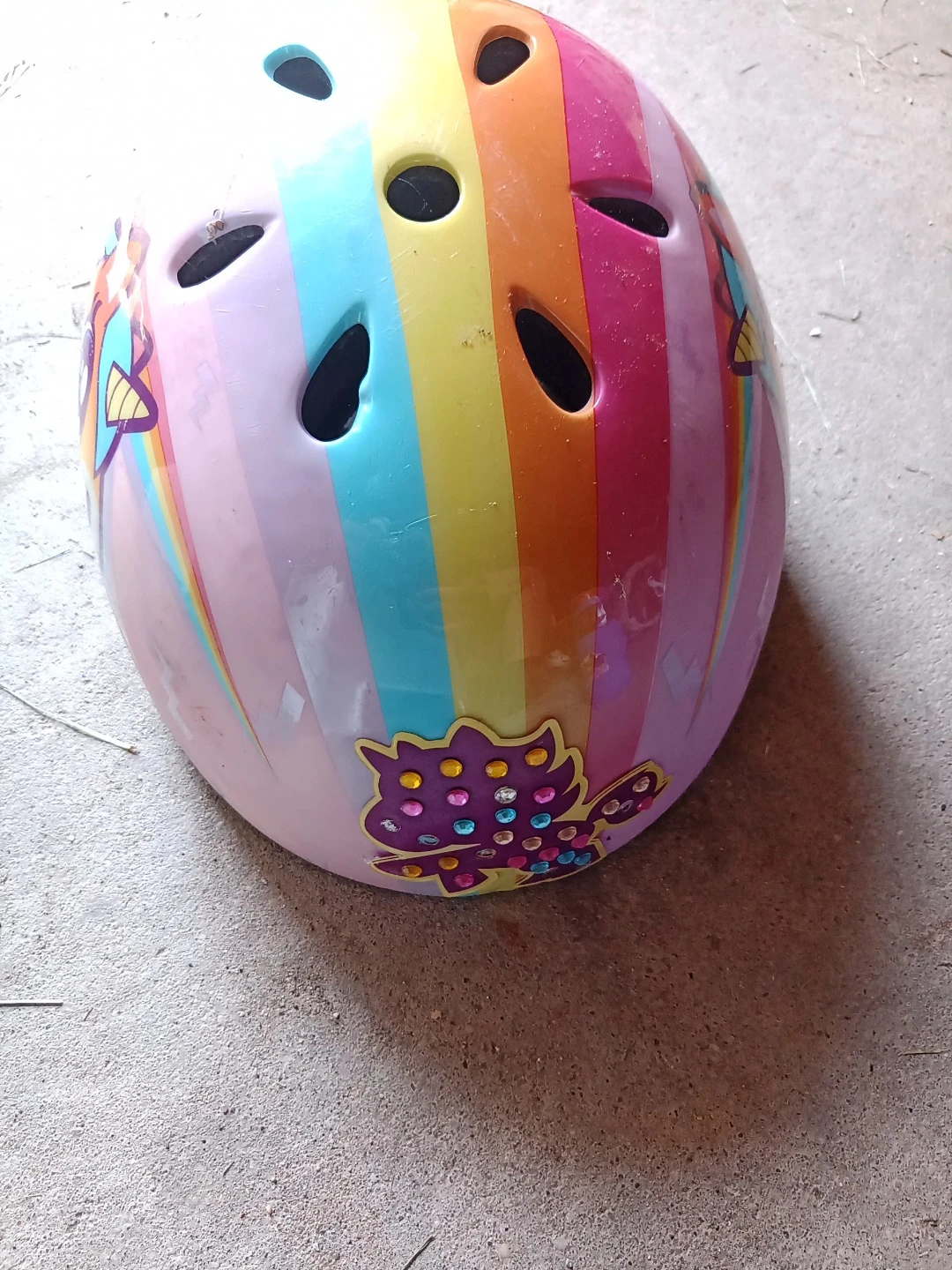 Kids' Helmet with Rainbow and Unicorn Design