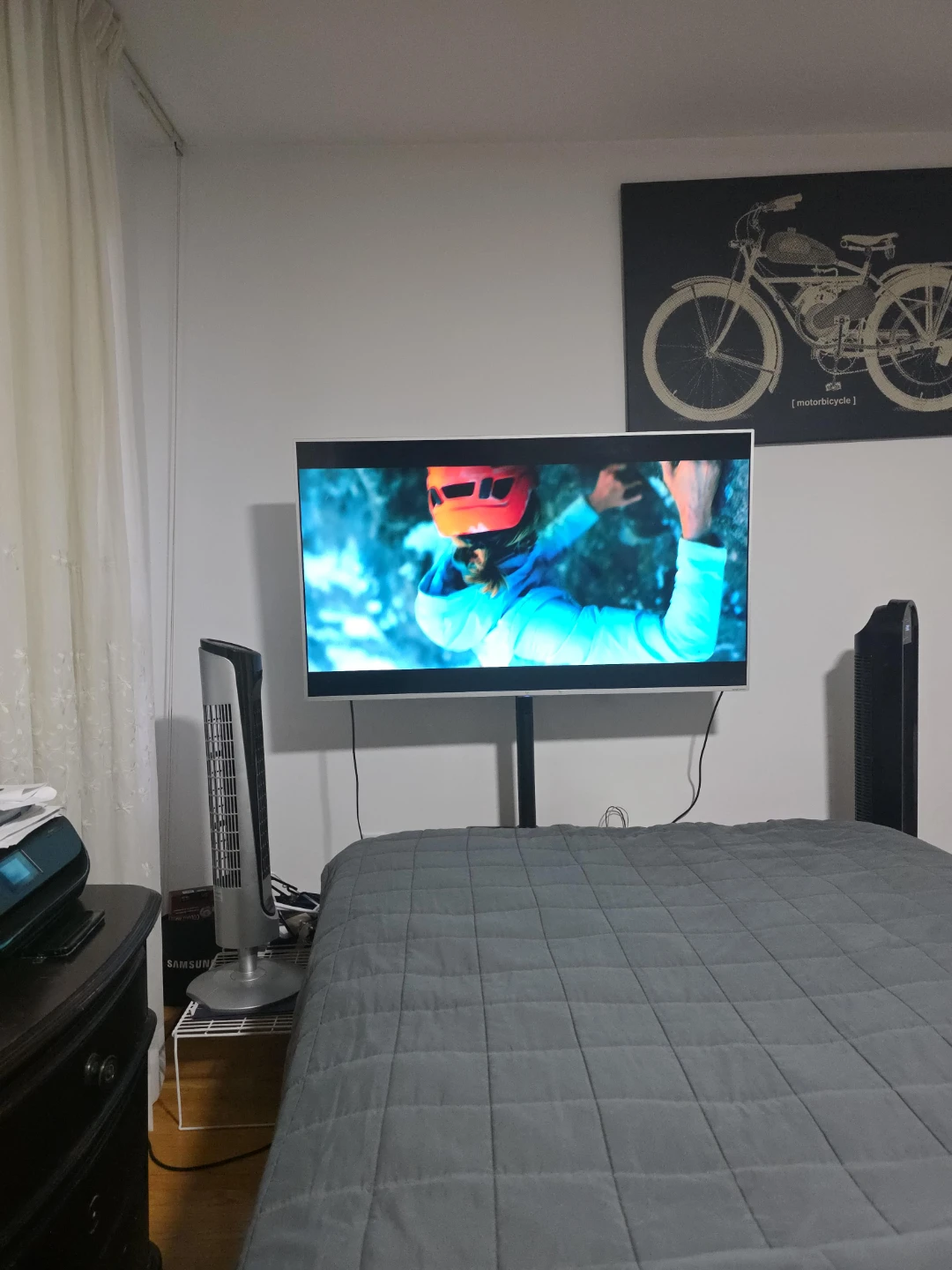LEECO smart TV
