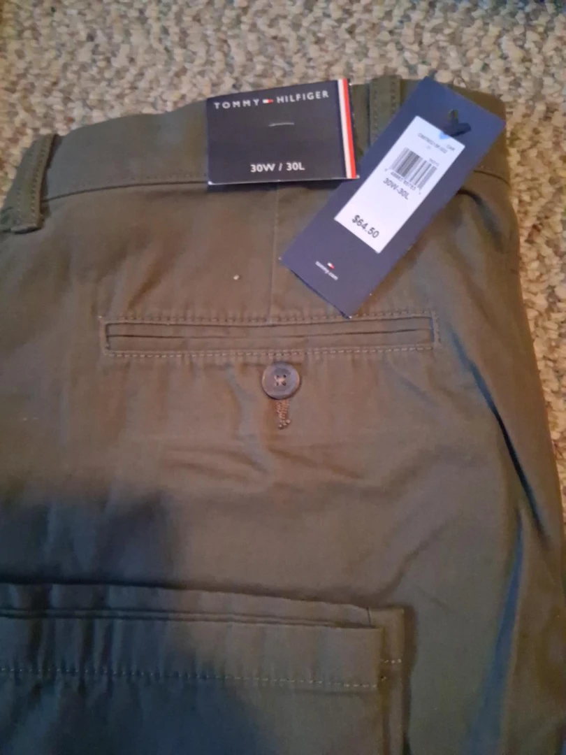 Tommy Hilfiger olive green pants 30W / 30L