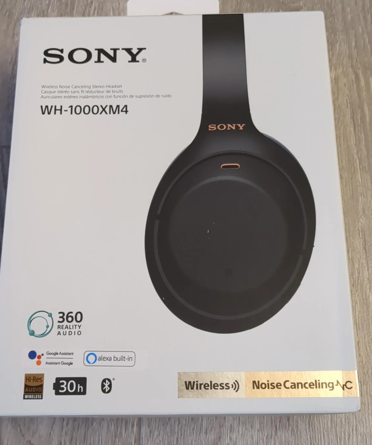 NEW! -- Sony WH-1000XM4 Wireless Noise Cancelling Headphones