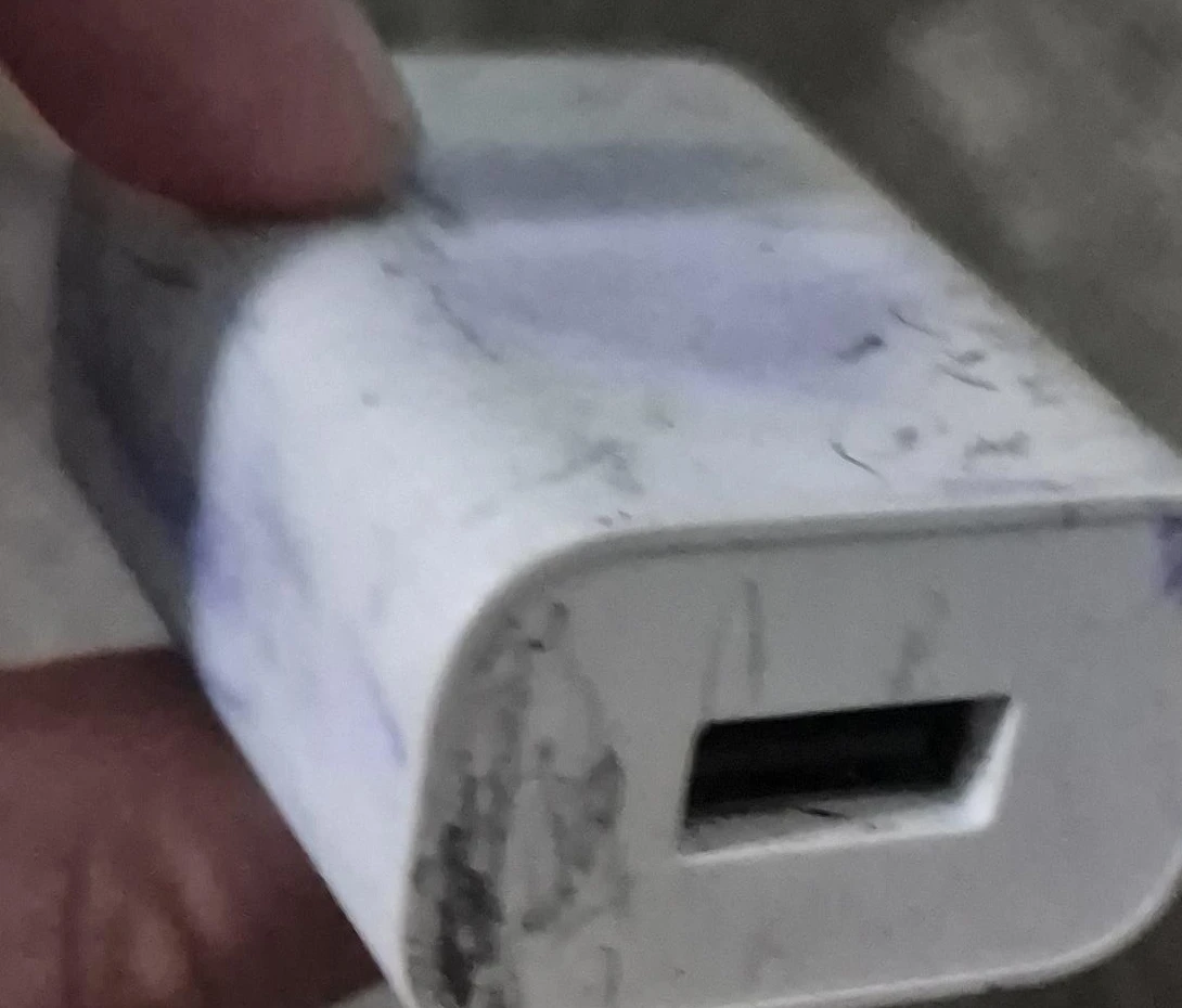 White USB Power Adapter (working)