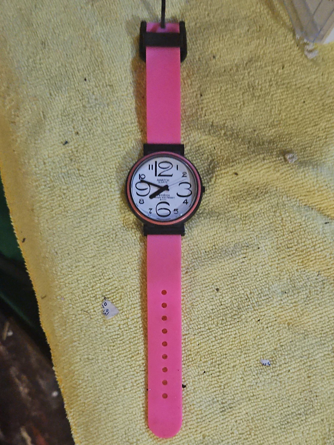 AWATCH Quartz Pink Watch