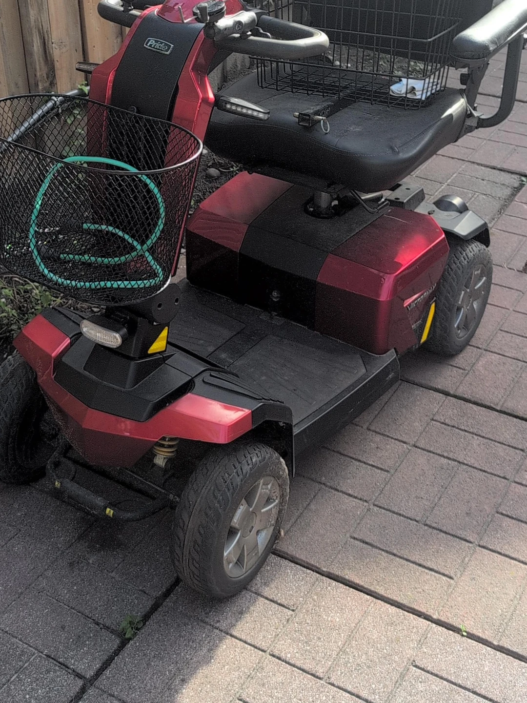 Pride Mobility Scooter/NO BATTERY