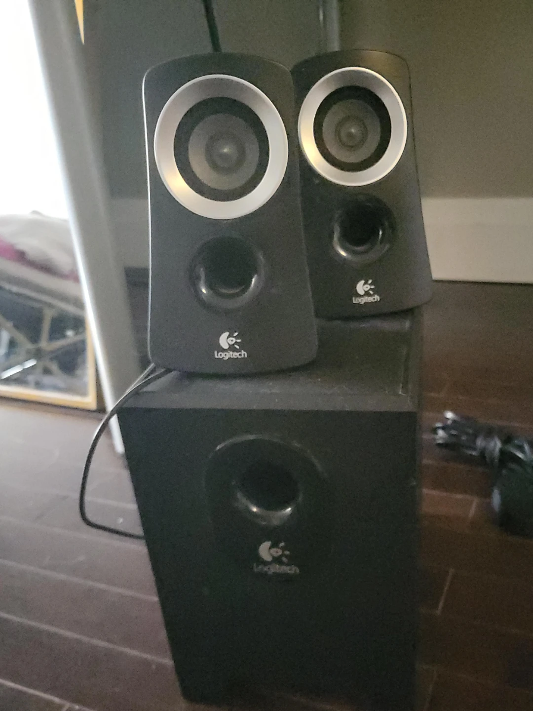 Logitech Speaker System (2.1)