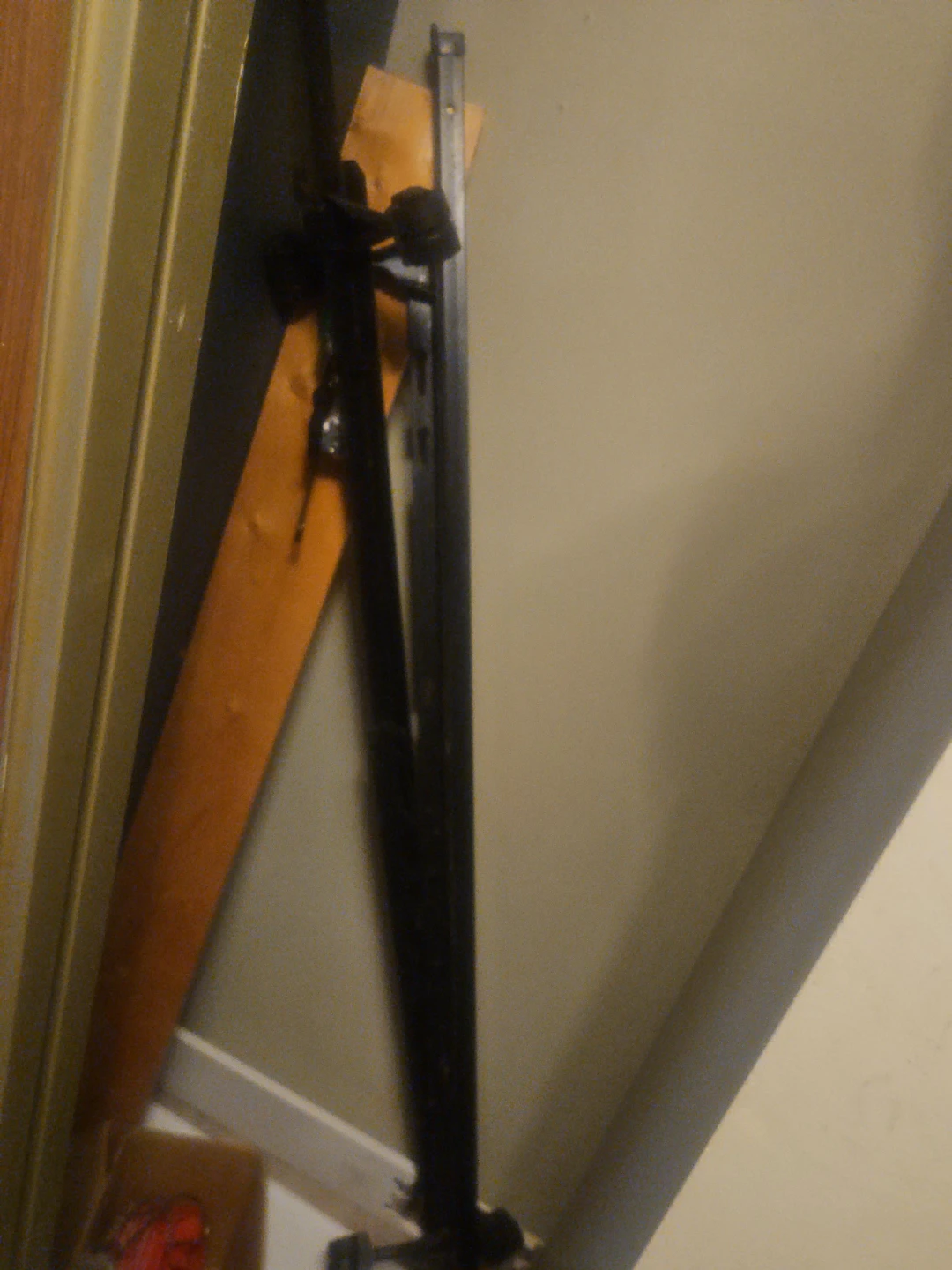 Adjustable bed frame