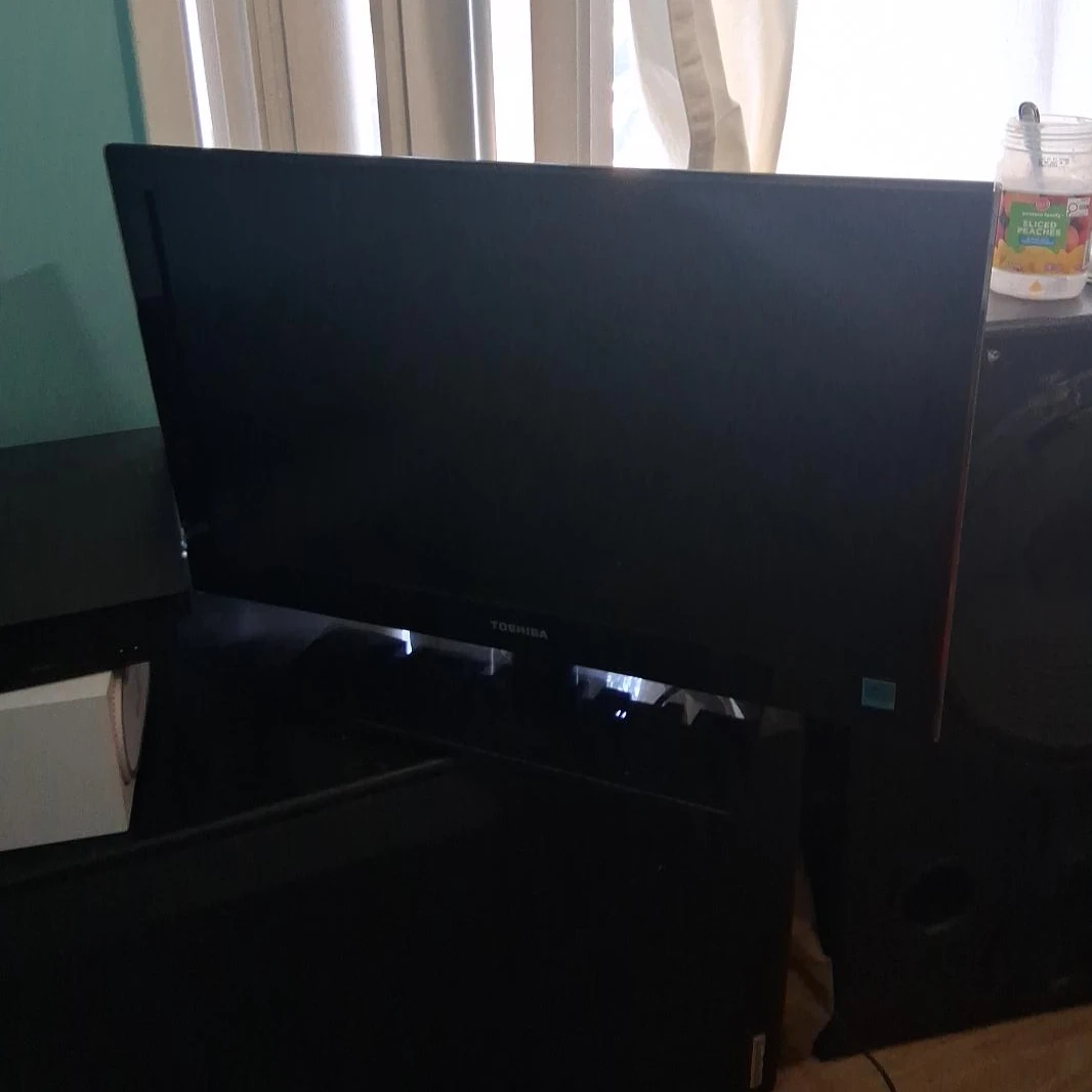 Toshiba TV asking $70-OBO
