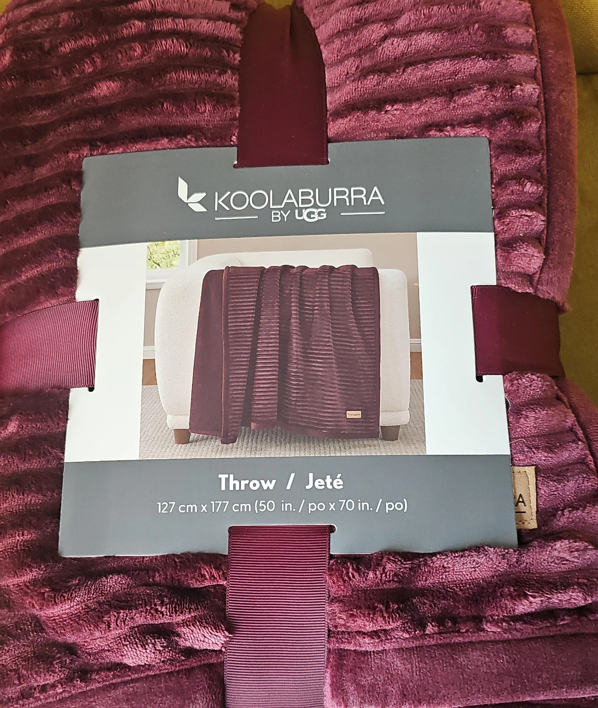 Koolaburra by UGG Plush Throw - Burgundy