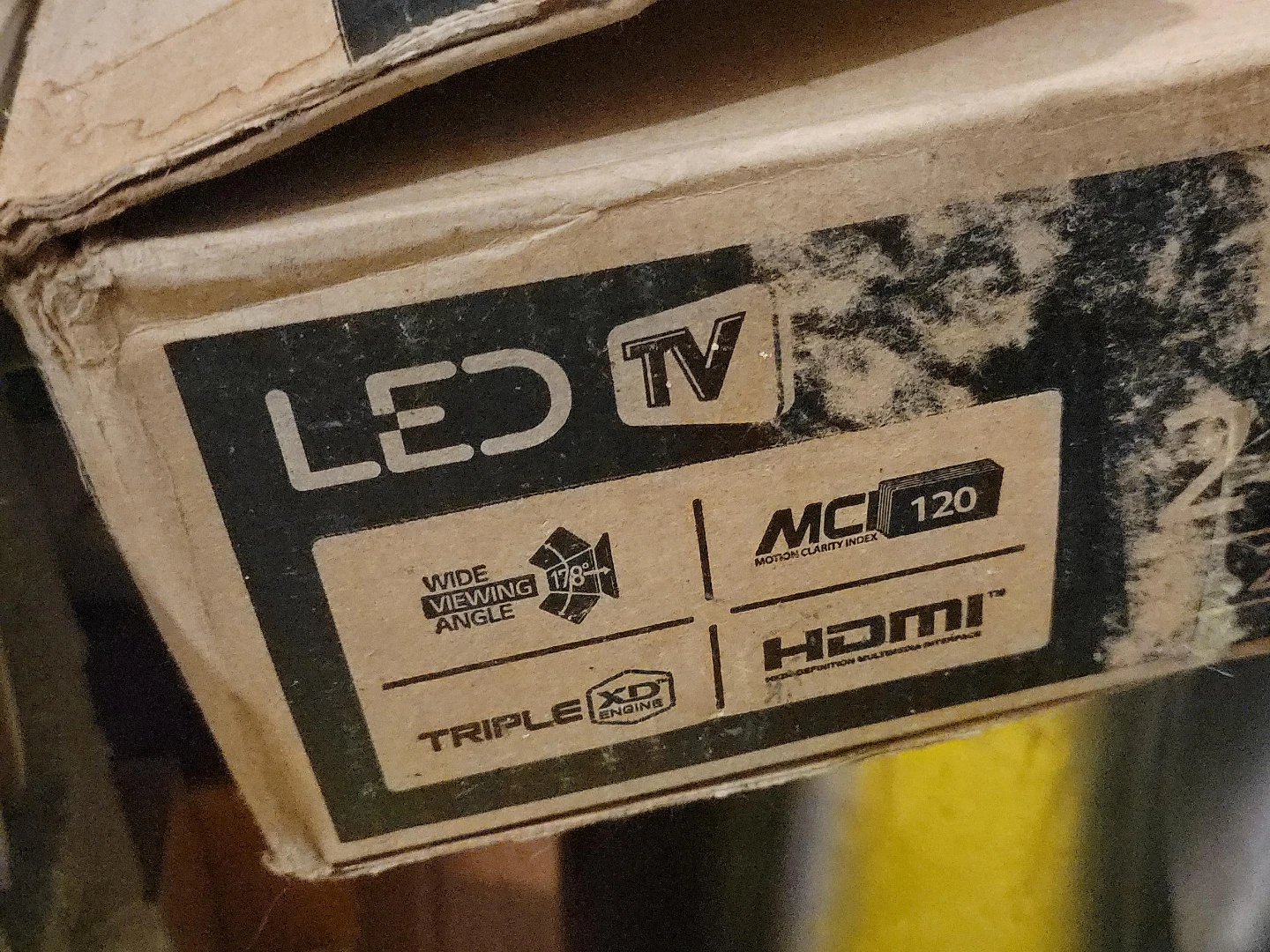 LED TV