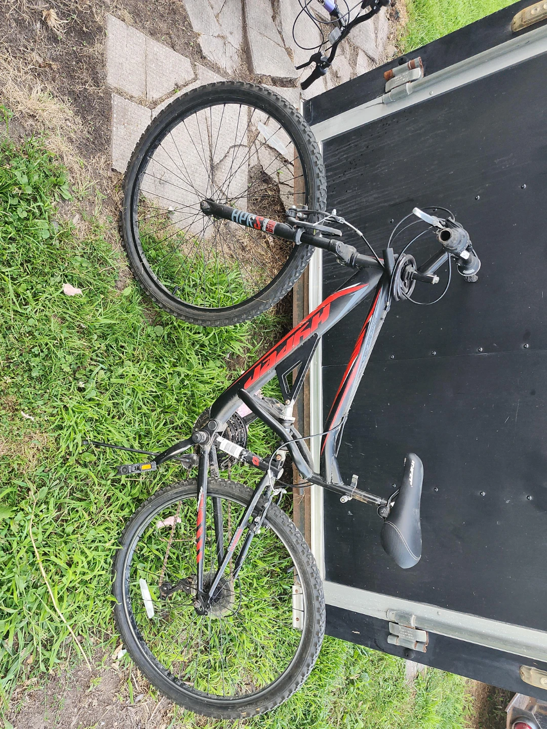 Apollo Mountain Bike