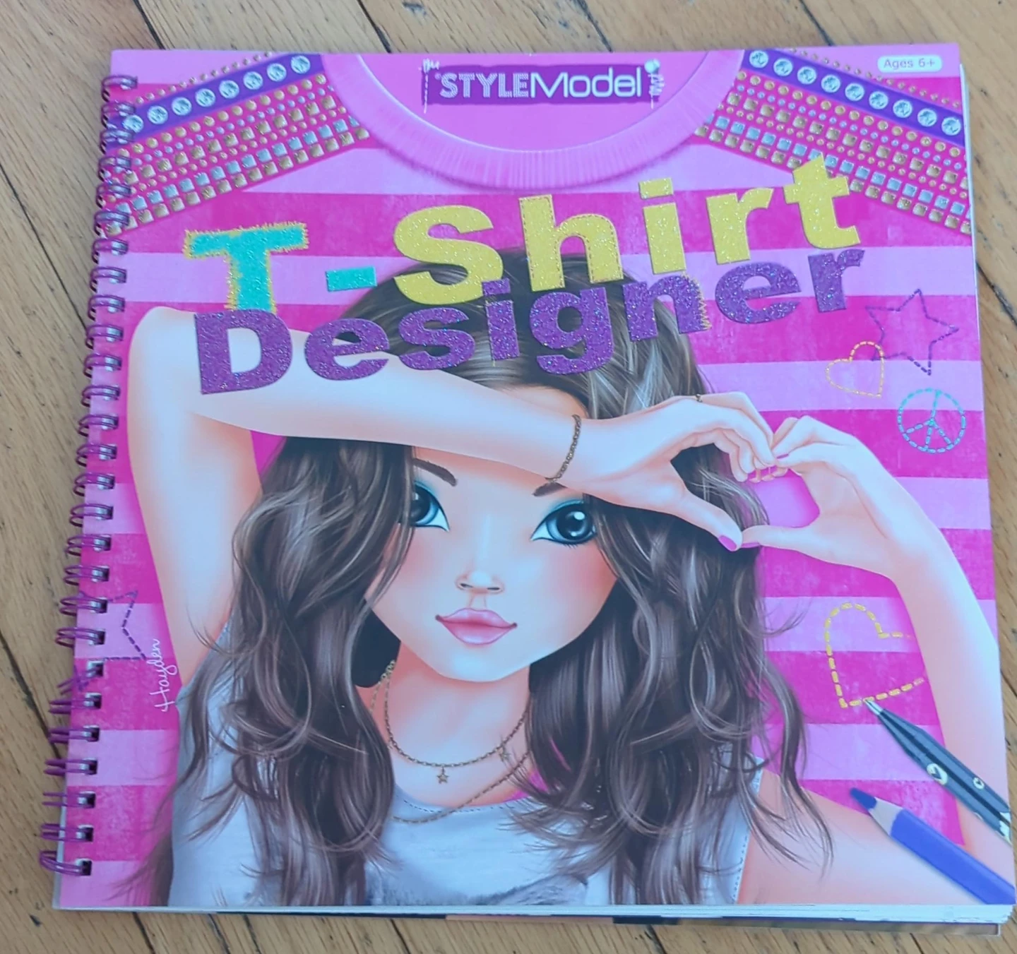 STYLEModel T-Shirt Designer Sketchbook by Depeche