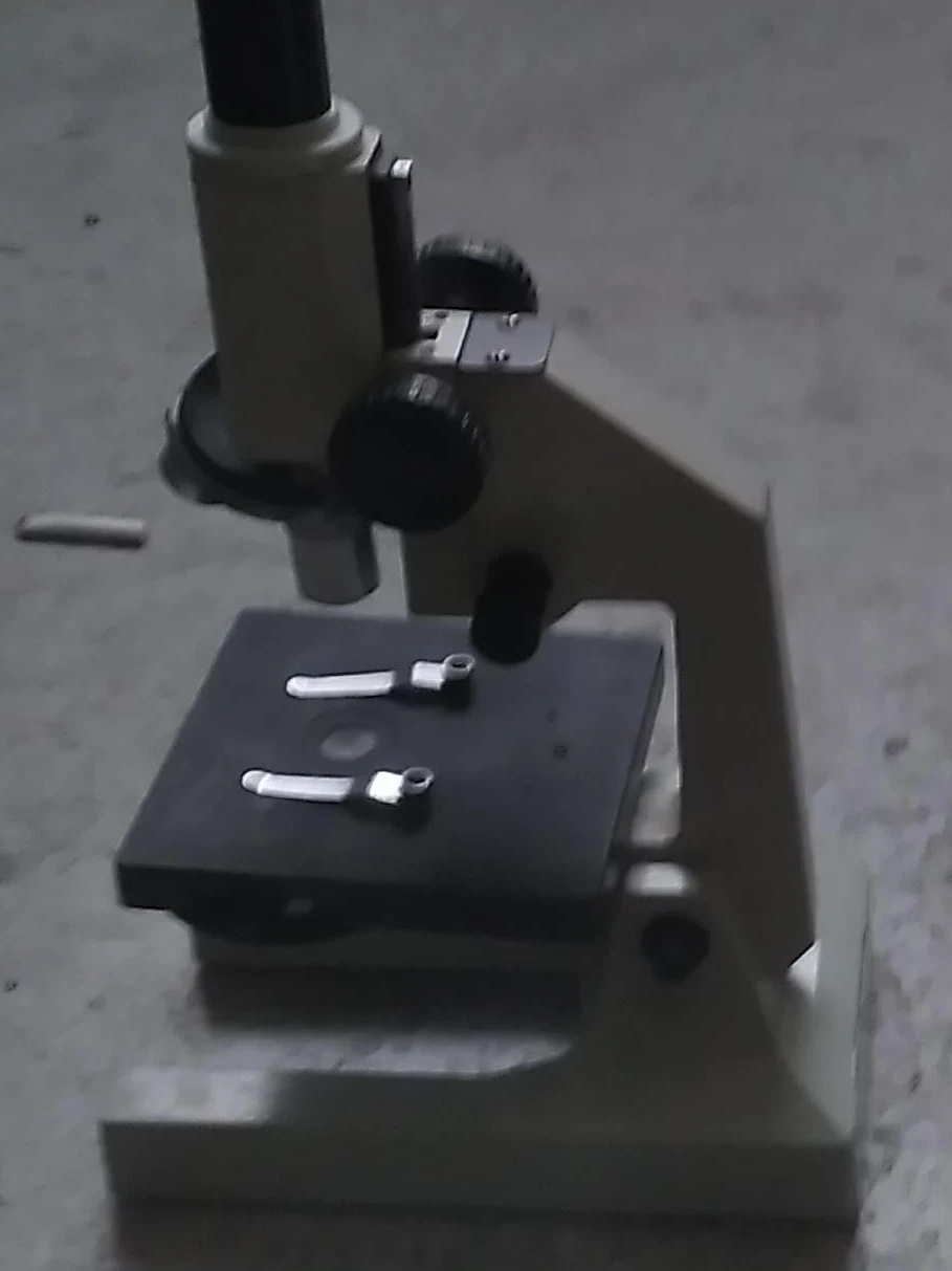 Microscope with 4x Objective Lens - photo 3