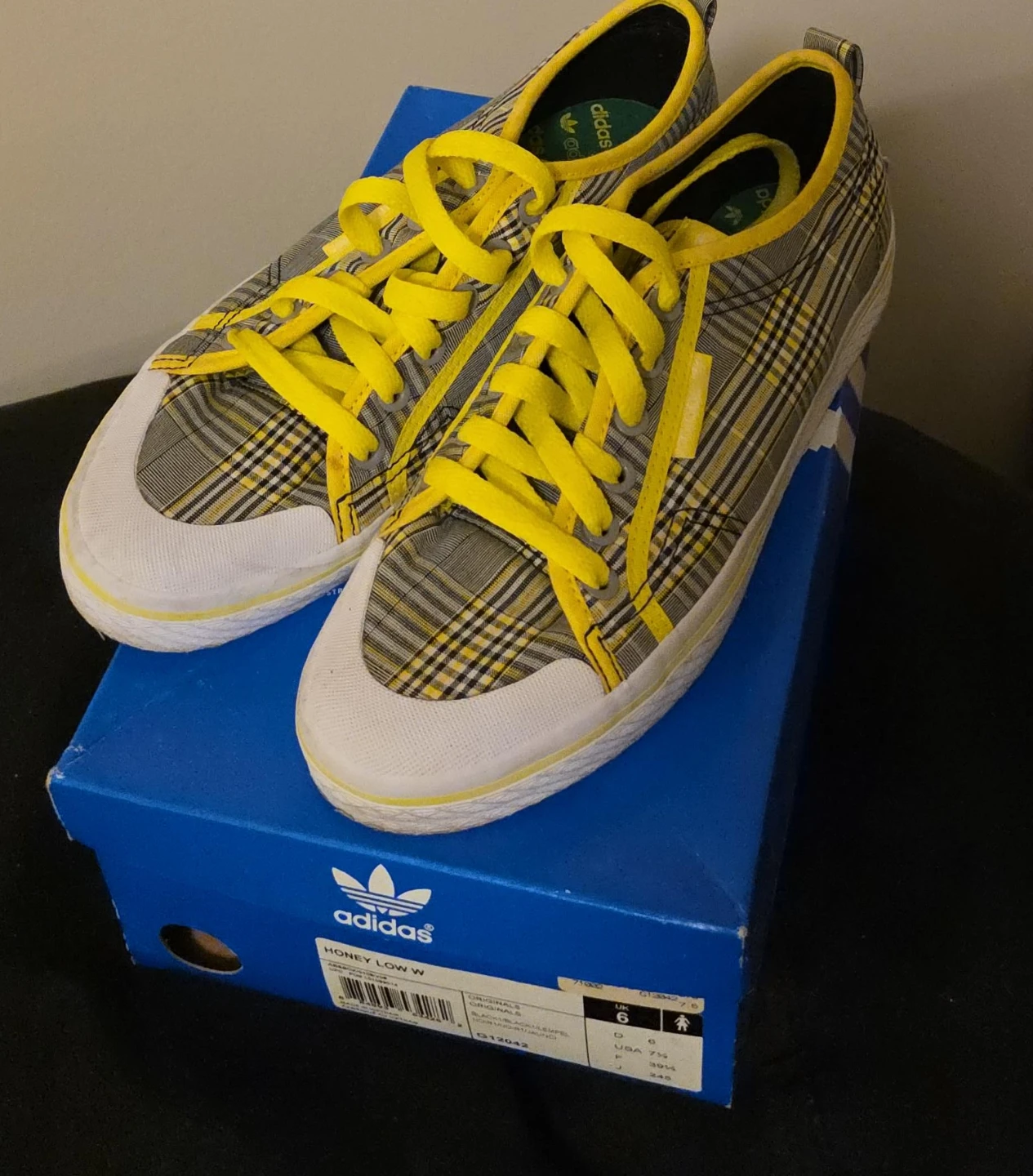Adidas Honey Low W Plaid Sneakers Size 6