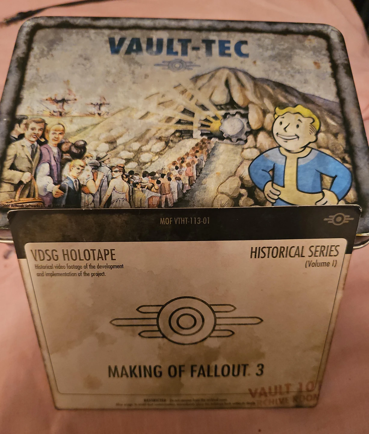 Vault-Tec Fallout 3 Making Of Collector's Lunchbox
