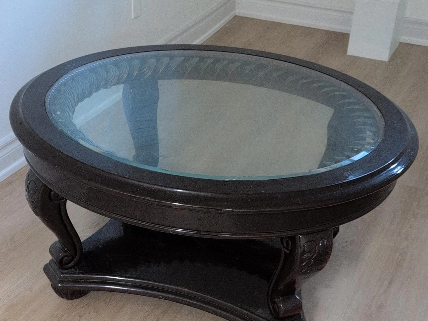 Oval Coffee Table with Glass Top pick up as it is