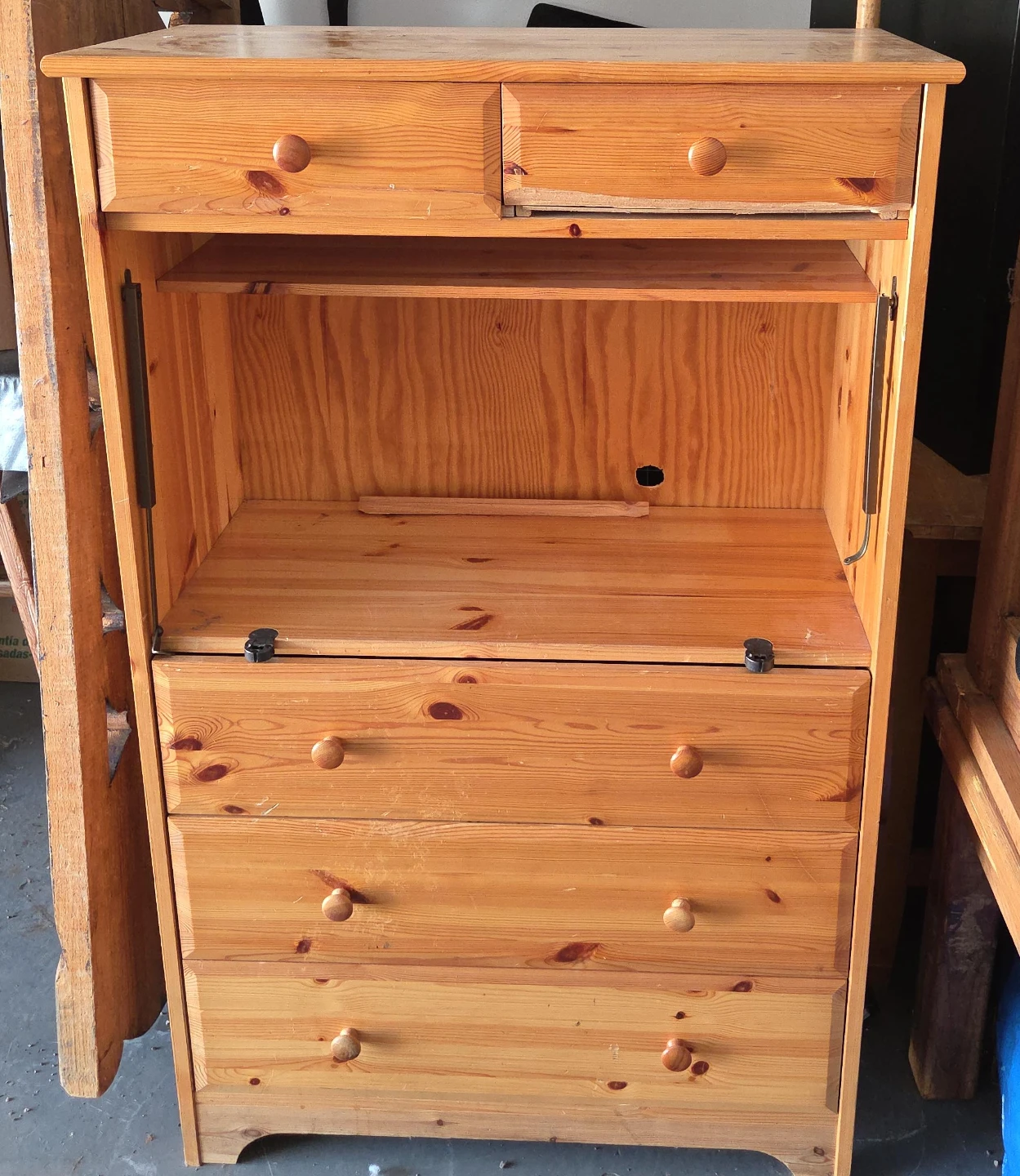 Pine desk with drawers and hutch