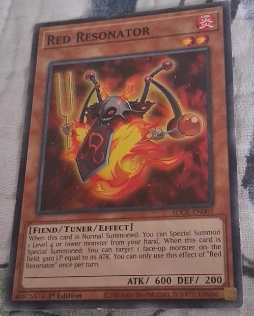Yu-Gi-Oh! Red Resonator Card