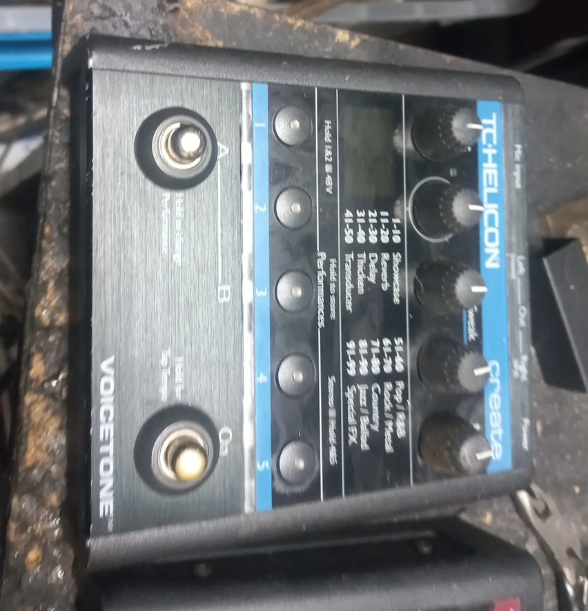 TC-Helicon VoiceTone Create Vocal Effects Pedal