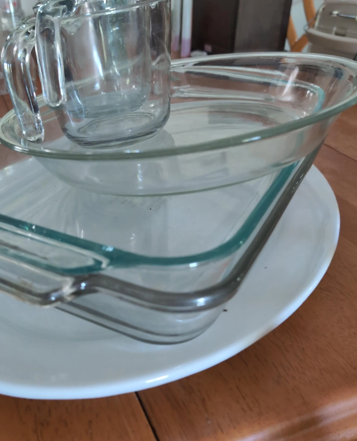 Glass Measuring Cup and Baking Dish Set