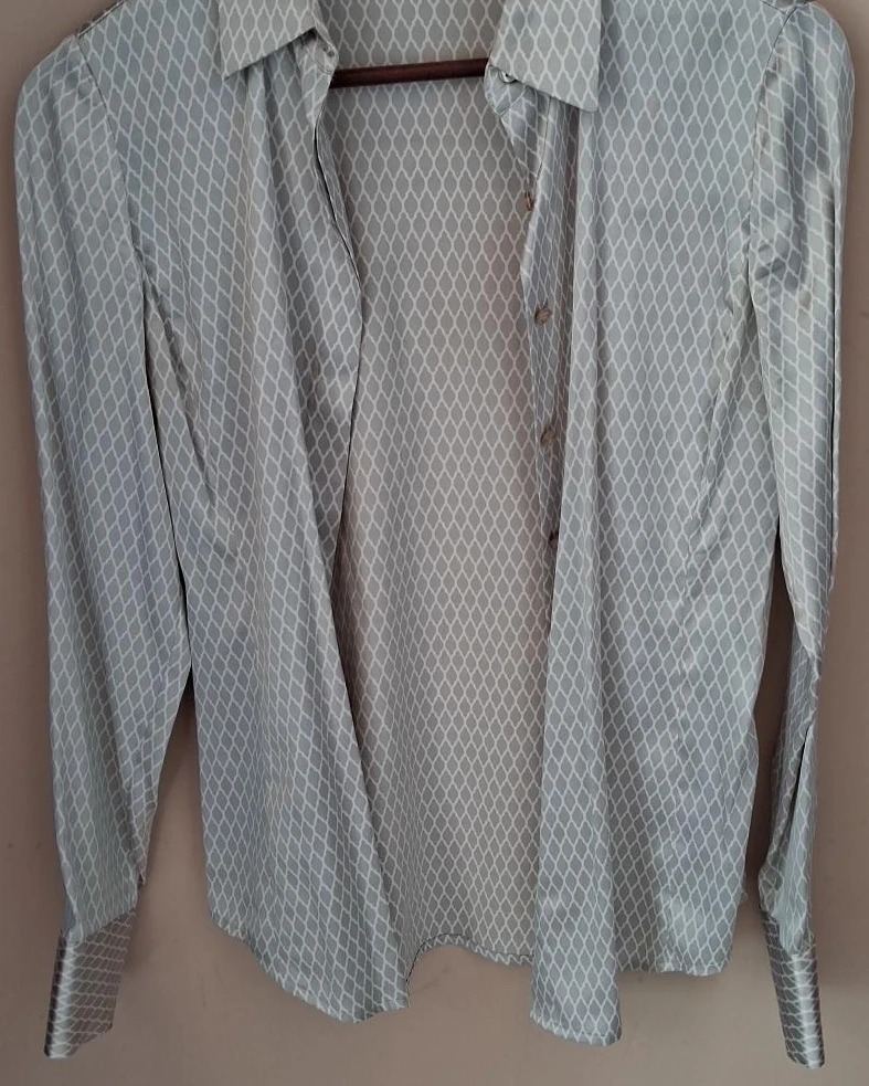 Women's Button-Up Shirt