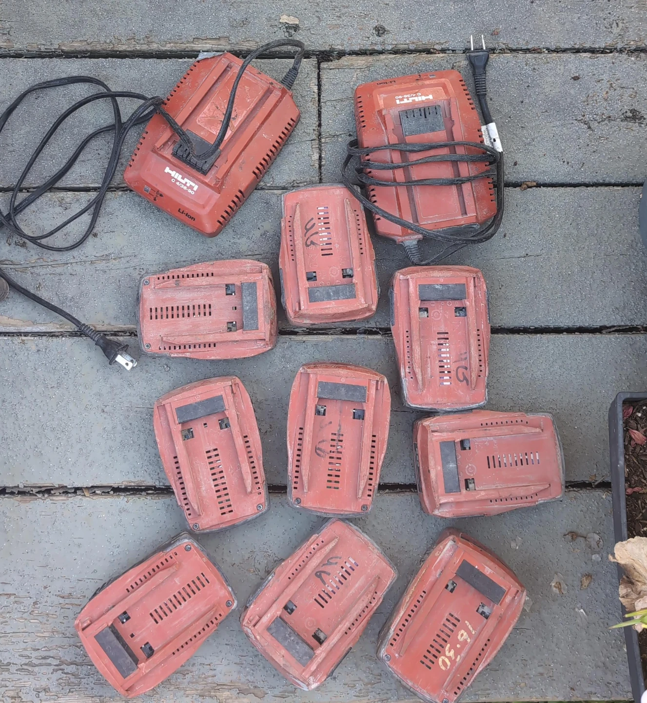 Hilti set.