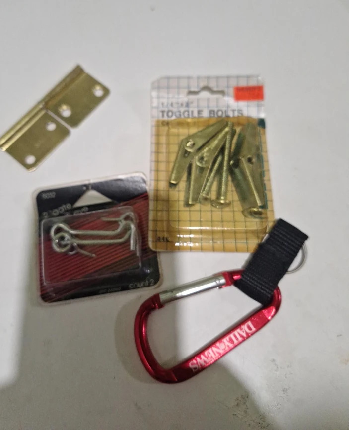 Hardware Lot: Toggle Bolts, Gate Latch, Hinges & Carabiner