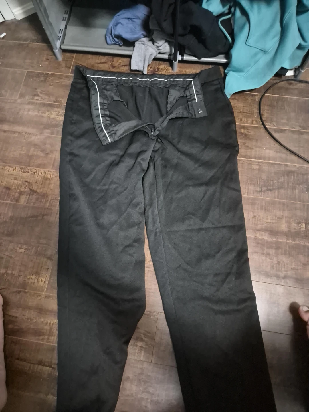 Reaction by Kenneth Cole Men's Black Dress Pants