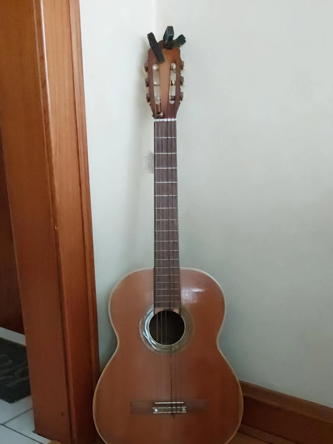 Antigue Acoustic Guitar