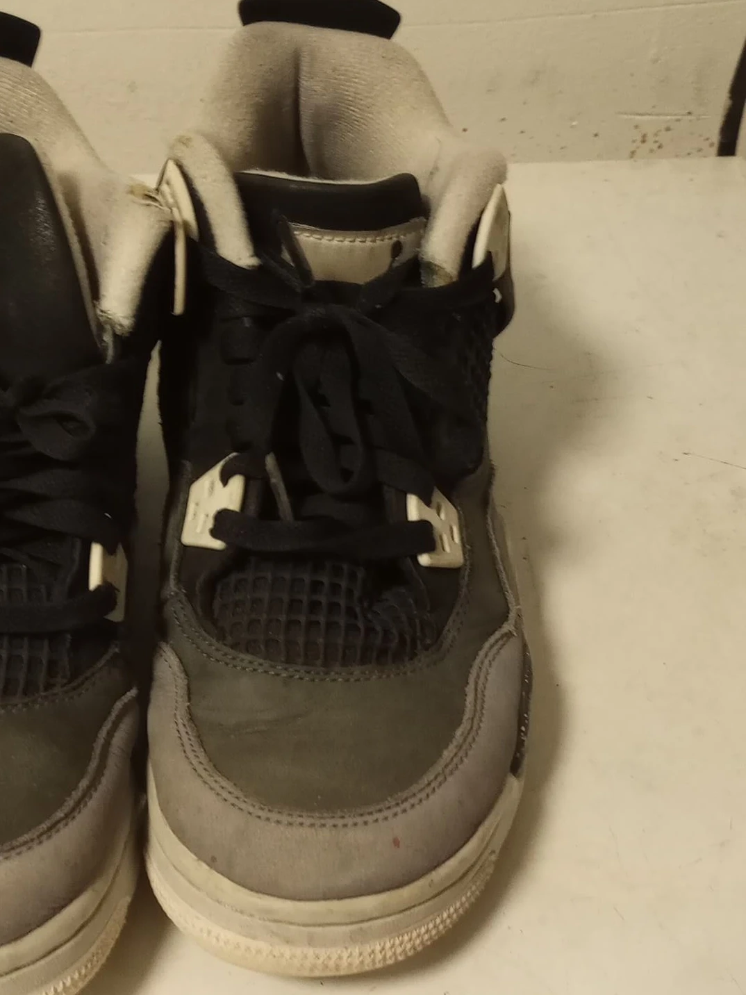 Air Jordan 4 Retro Sneakers