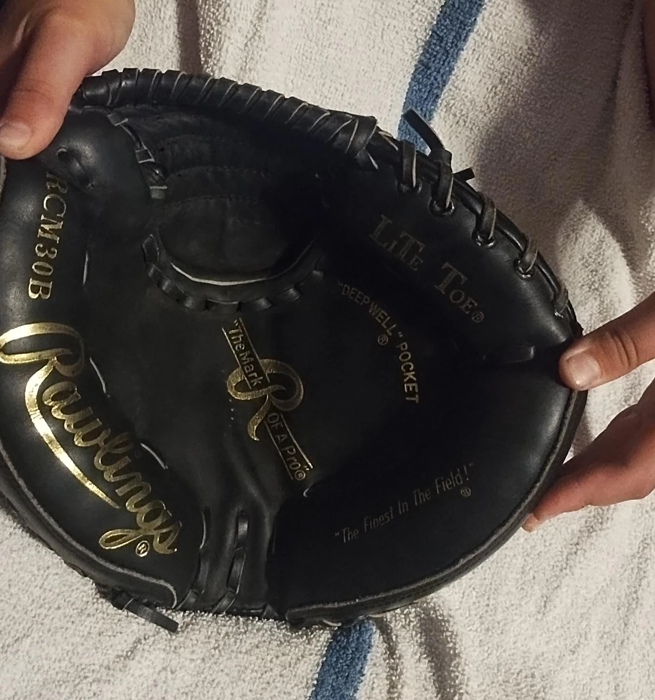 Rawlings RCM30B Lite Toe Baseball Glove - photo 2