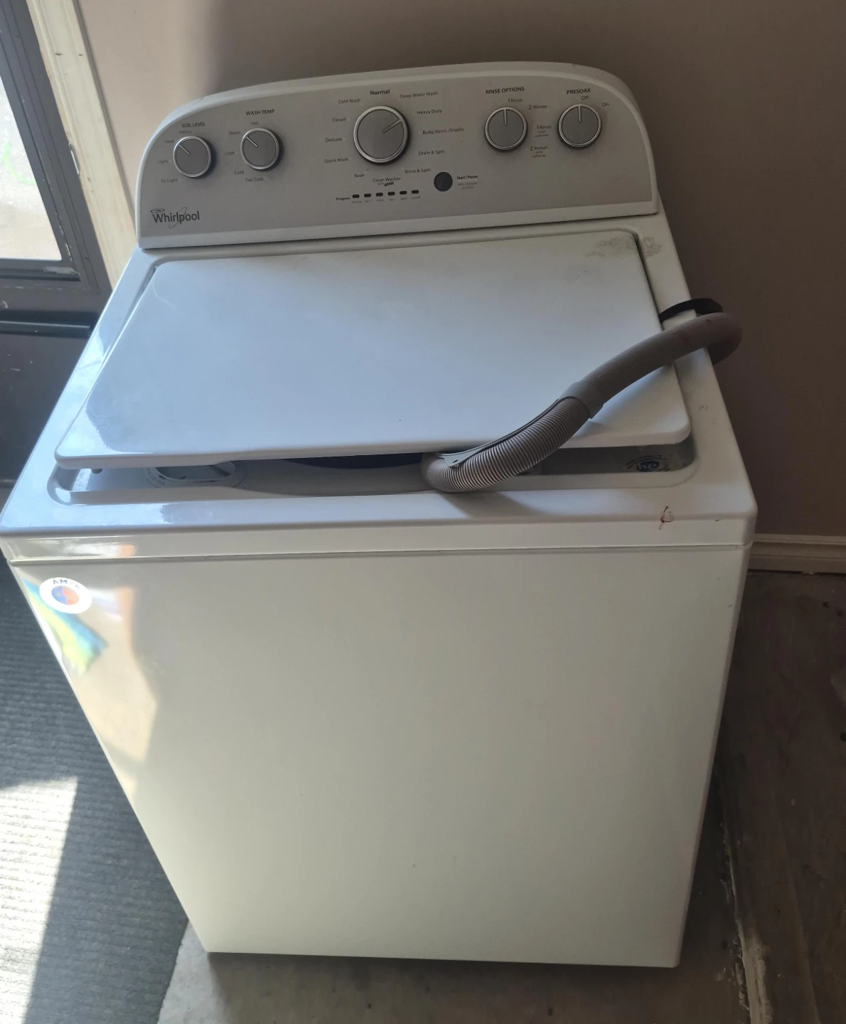 White Whirlpool Top Load Washing Machine