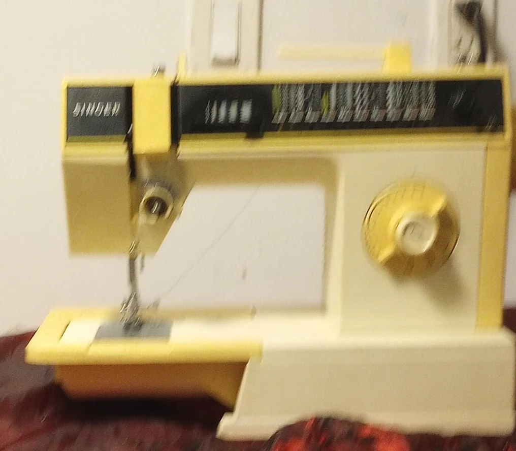 Singer Sewing Machine