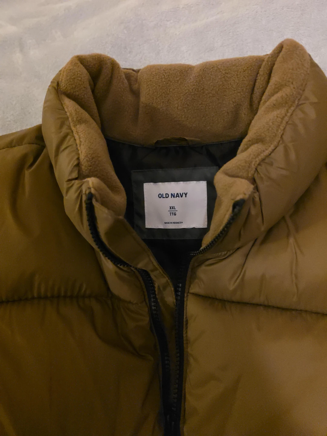 Old Navy Puffer Vest XXL