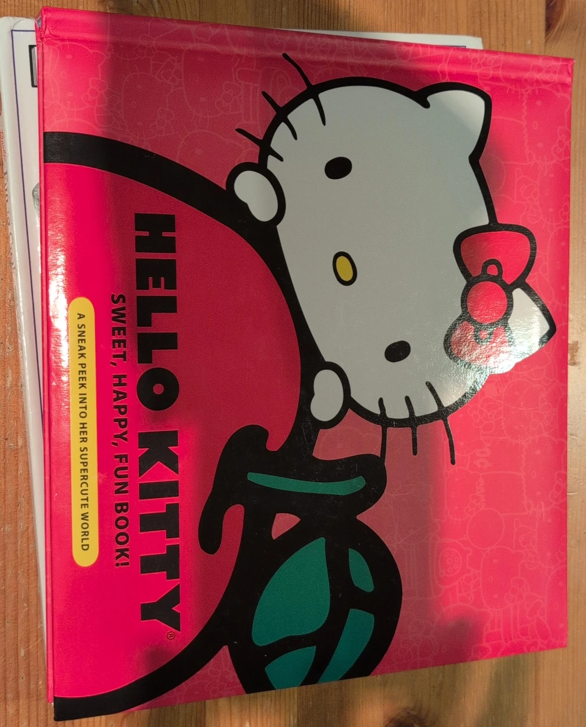 Hello Kitty Sweet, Happy, Fun Book!