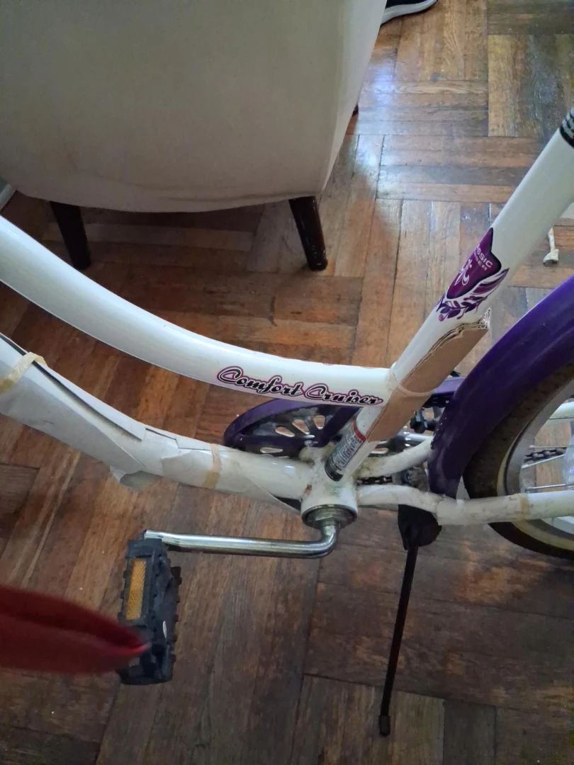 White and Purple Comfort Cruiser Bicycle - photo 3