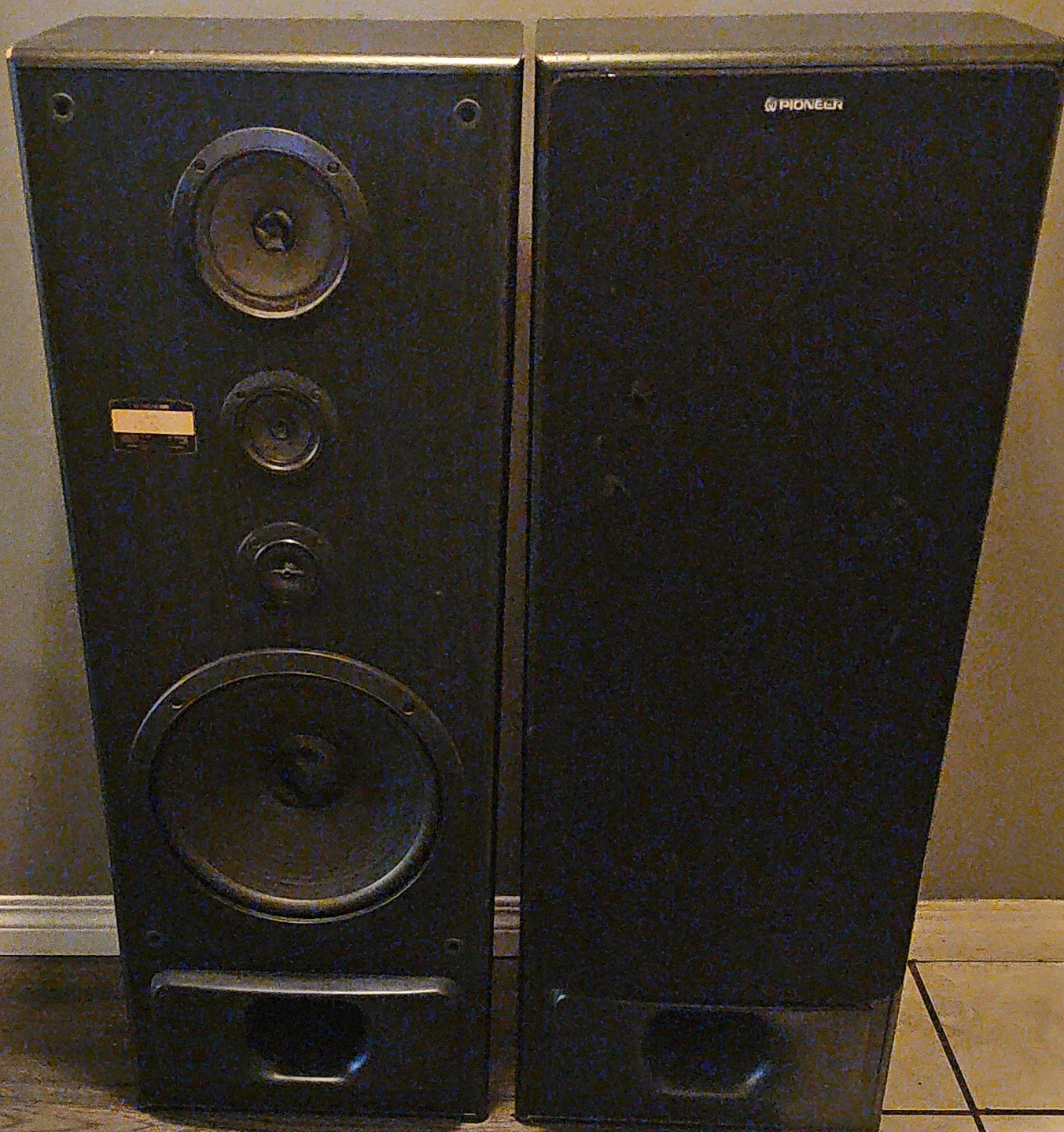 Pioneer Speakers